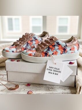 Chula Floral Sneakers Size 6 | Satin Laces Trendy Casual Shoes